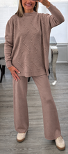 Load image into Gallery viewer, Willow knitted set