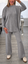 Load image into Gallery viewer, Willow knitted set