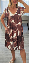 Load image into Gallery viewer, Abbi abstract dress
