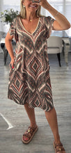 Load image into Gallery viewer, Abbi boho print dress
