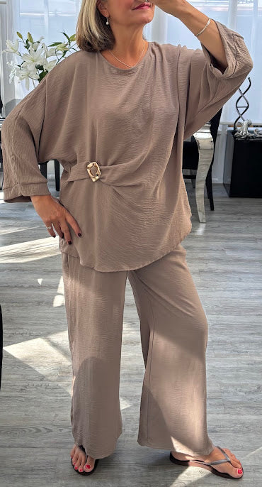 Alana Long sleeve buckle set