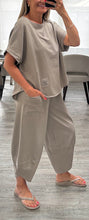 Load image into Gallery viewer, Alana lightweight set
