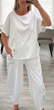 Load image into Gallery viewer, Alana lightweight set
