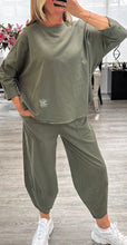 Load image into Gallery viewer, Amber barrel pant set
