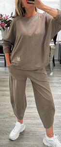 Amber barrel pant set