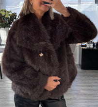 Load image into Gallery viewer, Amy faux fur jacket
