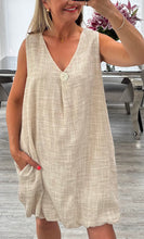 Load image into Gallery viewer, Bailey bubble hem dress
