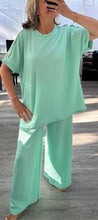Load image into Gallery viewer, Billi button shoulder set
