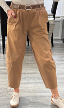 Load image into Gallery viewer, Binksy magic barrel pant
