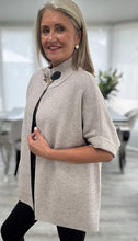 Load image into Gallery viewer, Caprice soft knit cape
