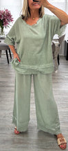 Load image into Gallery viewer, Celia v neck cotton set
