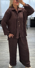 Load image into Gallery viewer, Ciara crinkle shirt set
