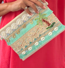 Load image into Gallery viewer, Claudia clutch bag
