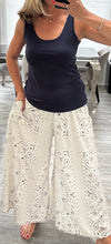 Load image into Gallery viewer, Coleen printed culotte trouser
