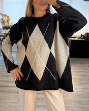 Load image into Gallery viewer, Della diamond knit jumper
