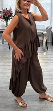 Load image into Gallery viewer, Dolly sleeveless set

