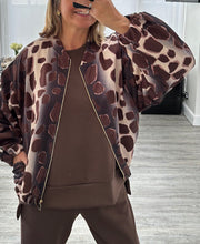 Load image into Gallery viewer, Ellie printed zip jacket
