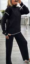 Load image into Gallery viewer, Erica knitted set
