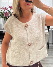 Load image into Gallery viewer, Fleur flower button waistcoat
