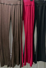 Load image into Gallery viewer, Flick flared legging
