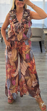 Load image into Gallery viewer, Frankie Floral Two Piece Set
