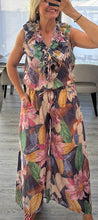 Load image into Gallery viewer, Frankie Floral Two Piece Set
