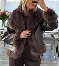 Load image into Gallery viewer, Freya 2 in 1 jacket
