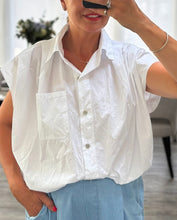 Load image into Gallery viewer, Gabbie bubble hem shirt

