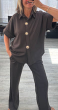 Load image into Gallery viewer, Gi Gi Shirt set
