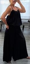 Load image into Gallery viewer, Gigi bubble hem set
