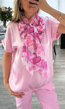 Load image into Gallery viewer, Harper heart scarf
