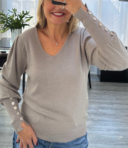 Hattie v neck jumper