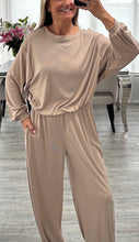 Load image into Gallery viewer, Isla long sleeve set
