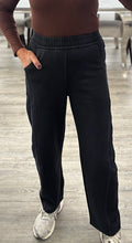 Load image into Gallery viewer, Jane stretch jean
