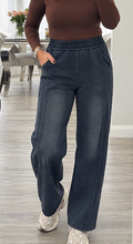 Load image into Gallery viewer, Jane stretch jean
