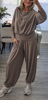 Load image into Gallery viewer, Julia long sleeve set
