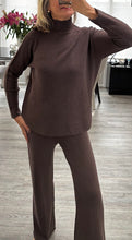 Load image into Gallery viewer, Katie turtle neck knitted set
