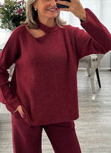 Load image into Gallery viewer, Kitty keyhole jumper
