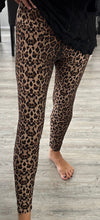 Load image into Gallery viewer, Leopard legging
