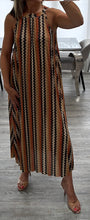 Load image into Gallery viewer, Livvy lurex pleated maxi
