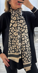 Lucy leopard scarf