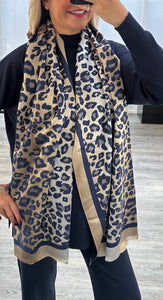 Lucy leopard scarf