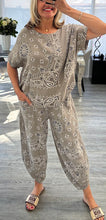 Load image into Gallery viewer, Luella printed paisley cheesecloth set
