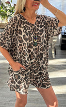 Load image into Gallery viewer, Luisa leopard short set
