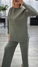Load image into Gallery viewer, Mabel knitted fringe set
