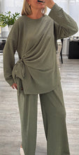 Load image into Gallery viewer, Maisie long sleeved tie side set
