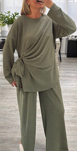 Maisie long sleeved tie side set