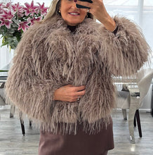 Load image into Gallery viewer, Margot faux fur jacket
