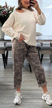 Load image into Gallery viewer, Maya camo military pant
