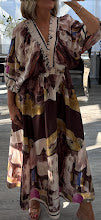 Load image into Gallery viewer, Mi Mi v neck maxi dress
